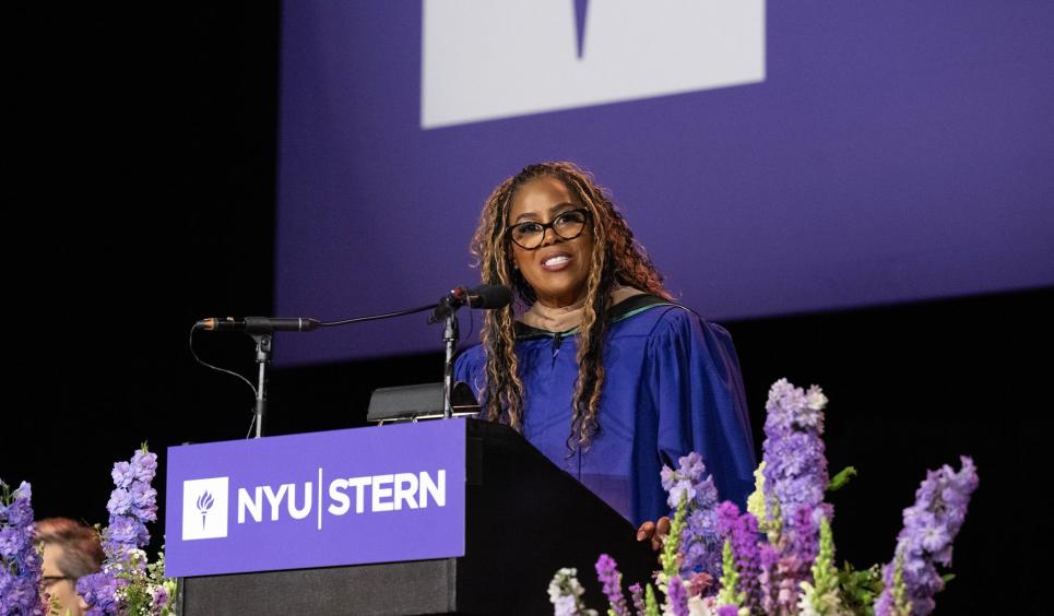 Undergraduate college keynote speaker shot